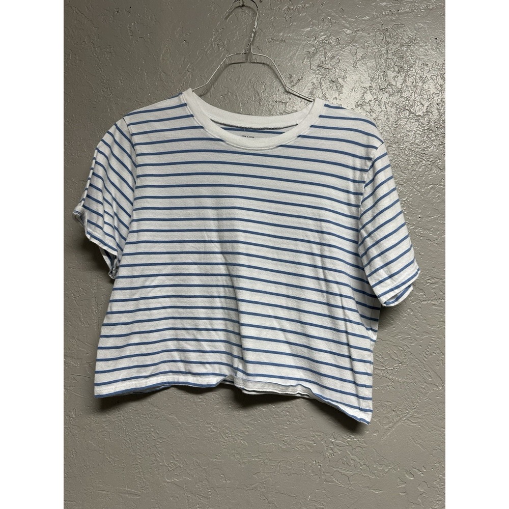 Abercrombie & Fitch Cropped‎ 100% Cotton White Tee with Blue Stripes; Size Small